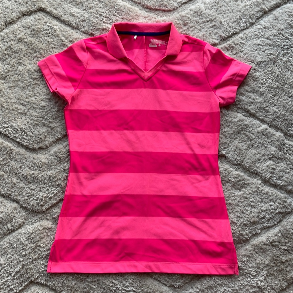 Women’s Medium Nike Golf Dri-Fit shirt